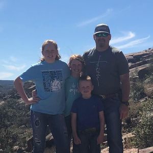 Meet your Posher, Mel